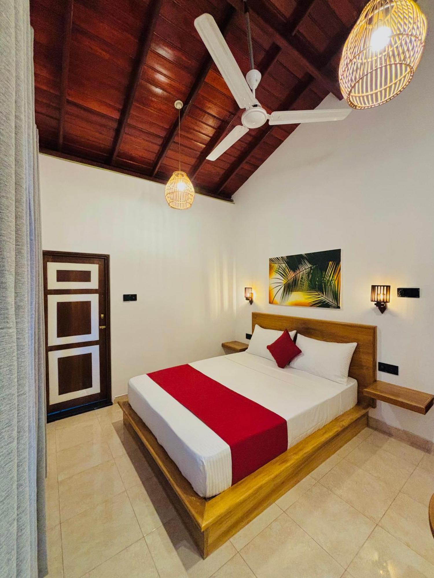 Breeze Bay Villa Dikwella Exterior foto