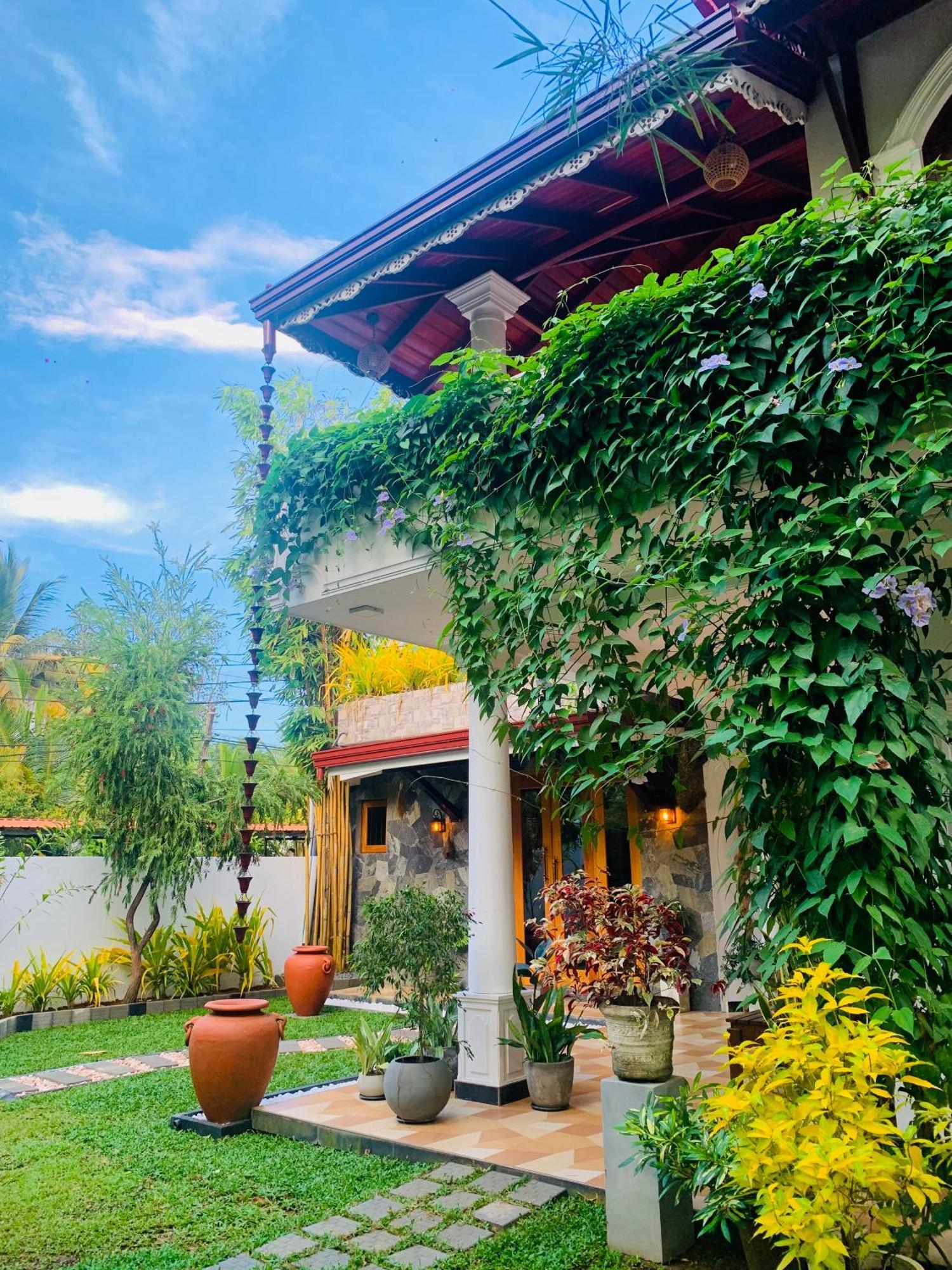 Breeze Bay Villa Dikwella Exterior foto