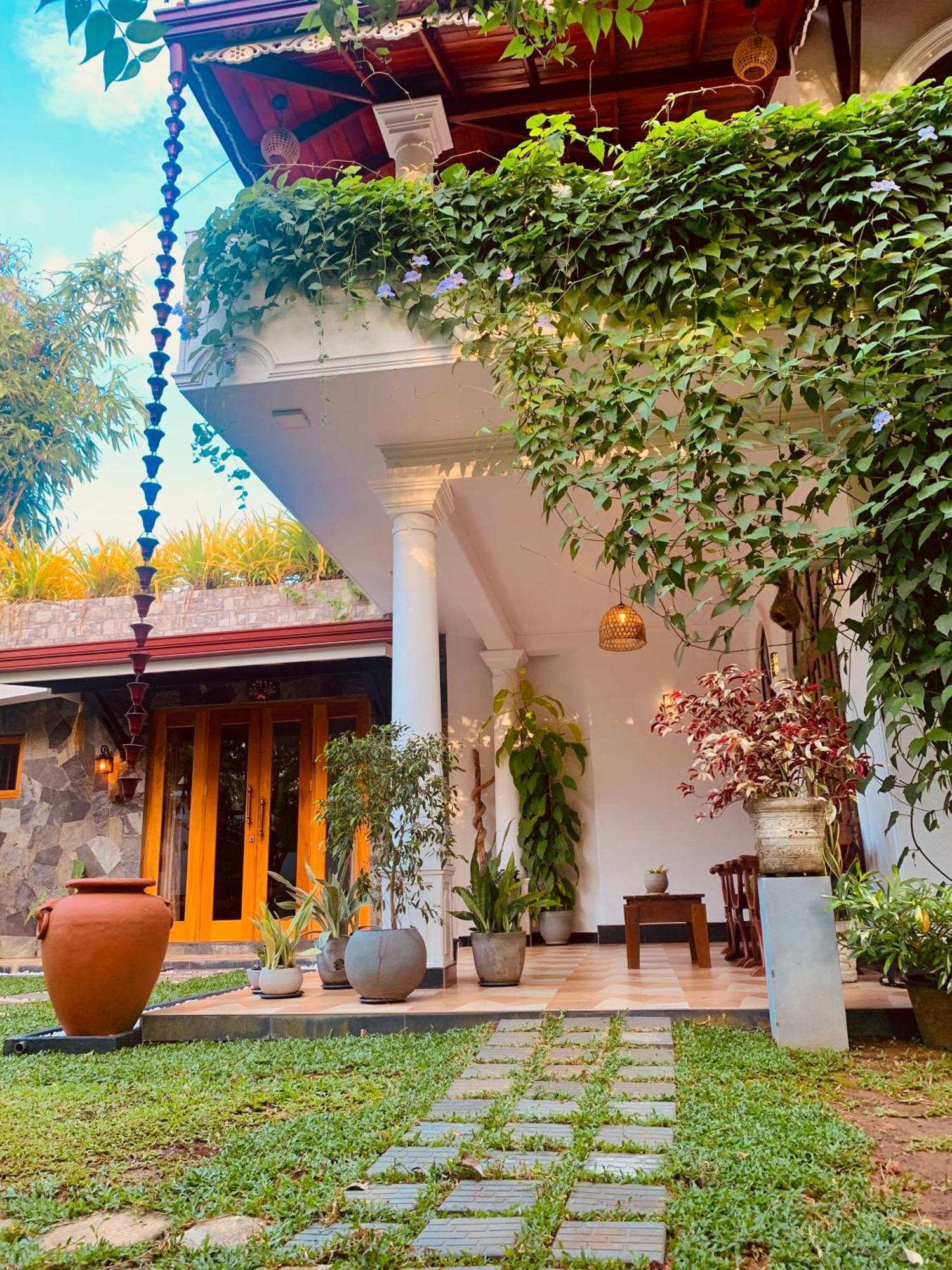 Breeze Bay Villa Dikwella Exterior foto