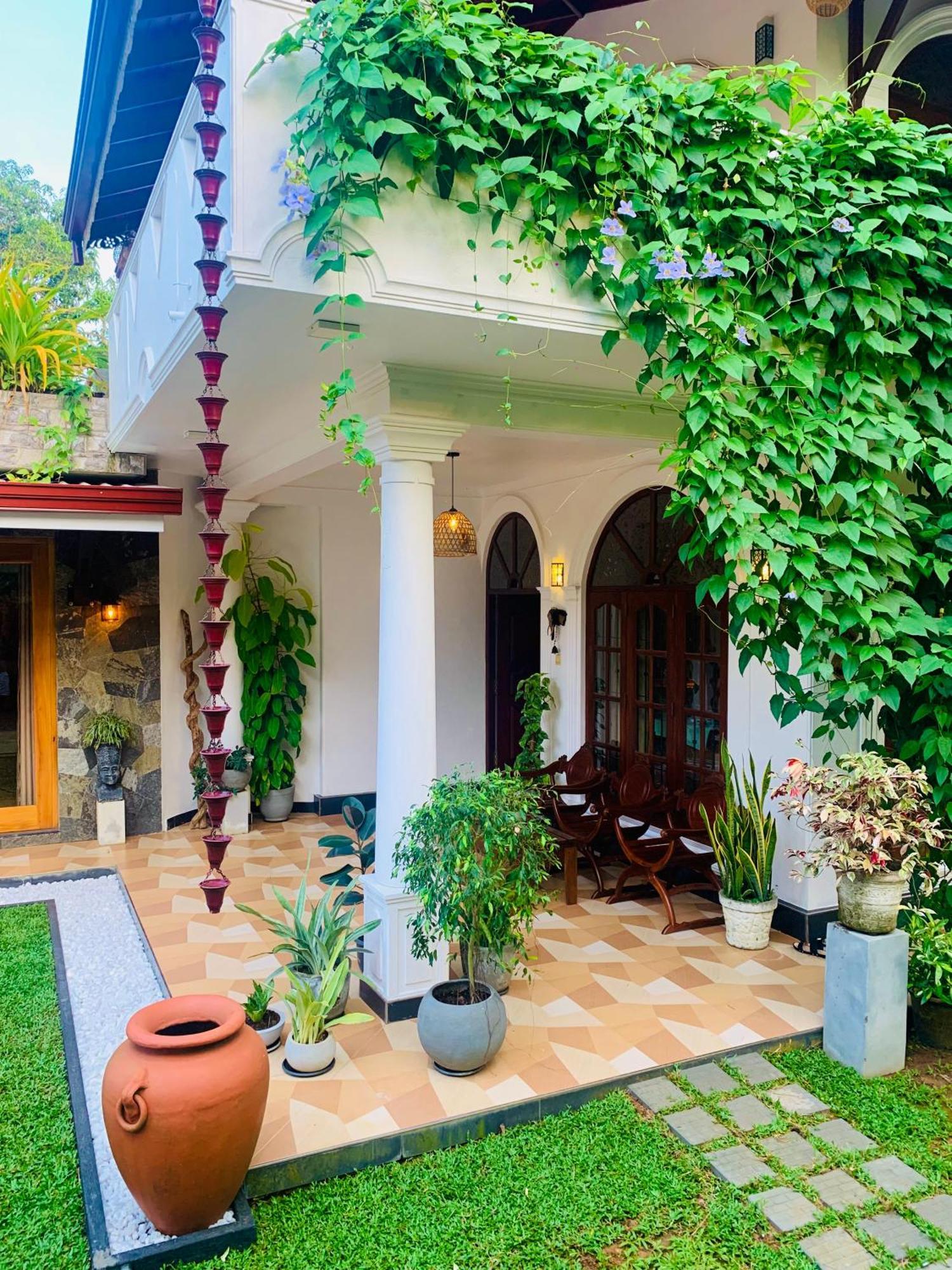 Breeze Bay Villa Dikwella Exterior foto